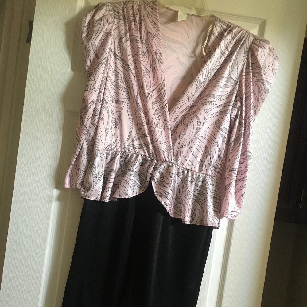 Dress Pink and Black Dress Knee length Size 5